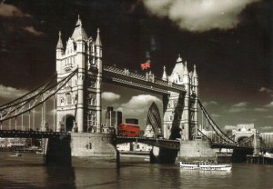 A postcard from London (Virginie, Michel, Louis)